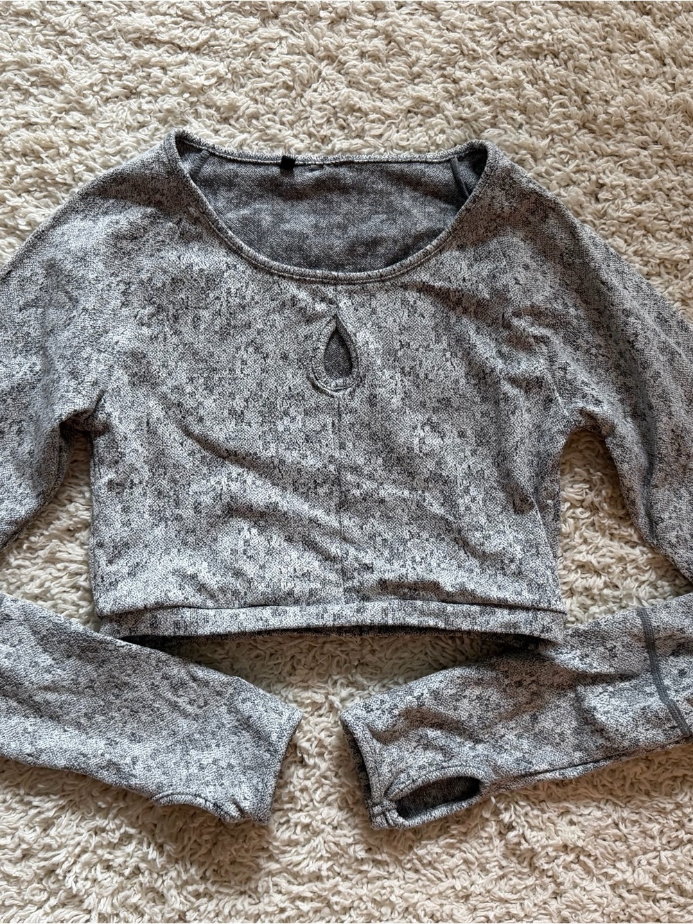 Gymshark Heather Gray Long-Sleeve Keyhole Crop Top